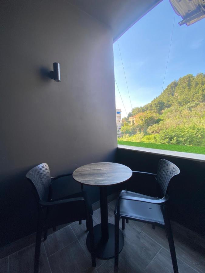 Peaky Hotel Dıraç Dış mekan fotoğraf