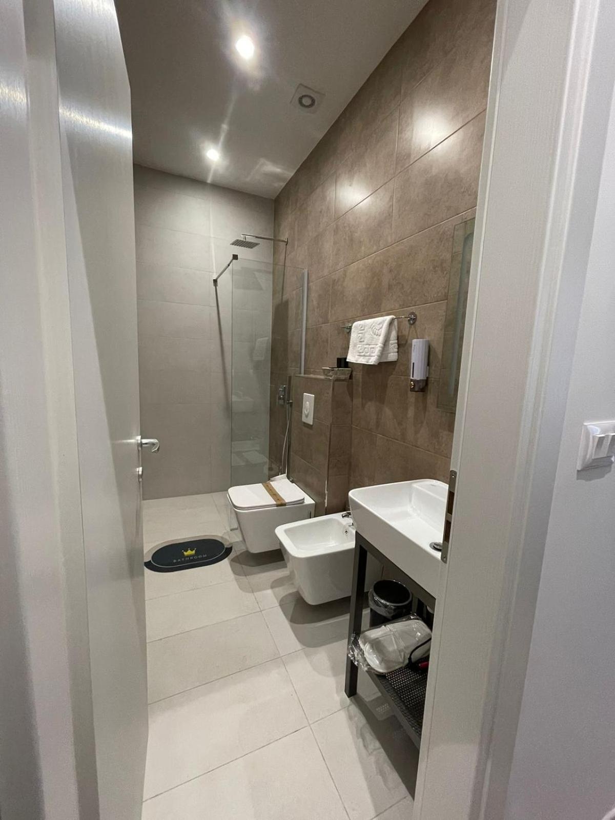 Peaky Hotel Dıraç Dış mekan fotoğraf