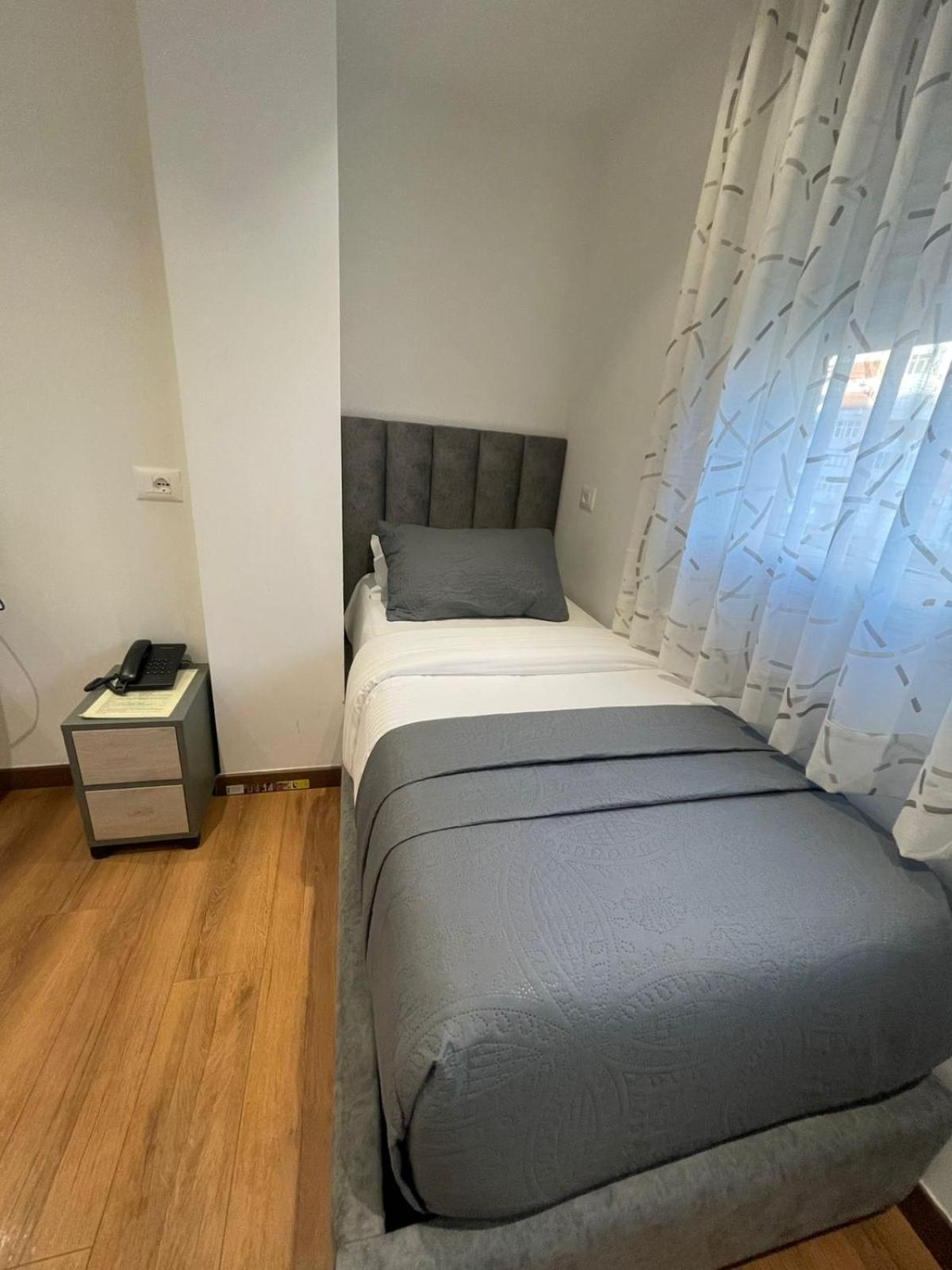 Peaky Hotel Dıraç Dış mekan fotoğraf